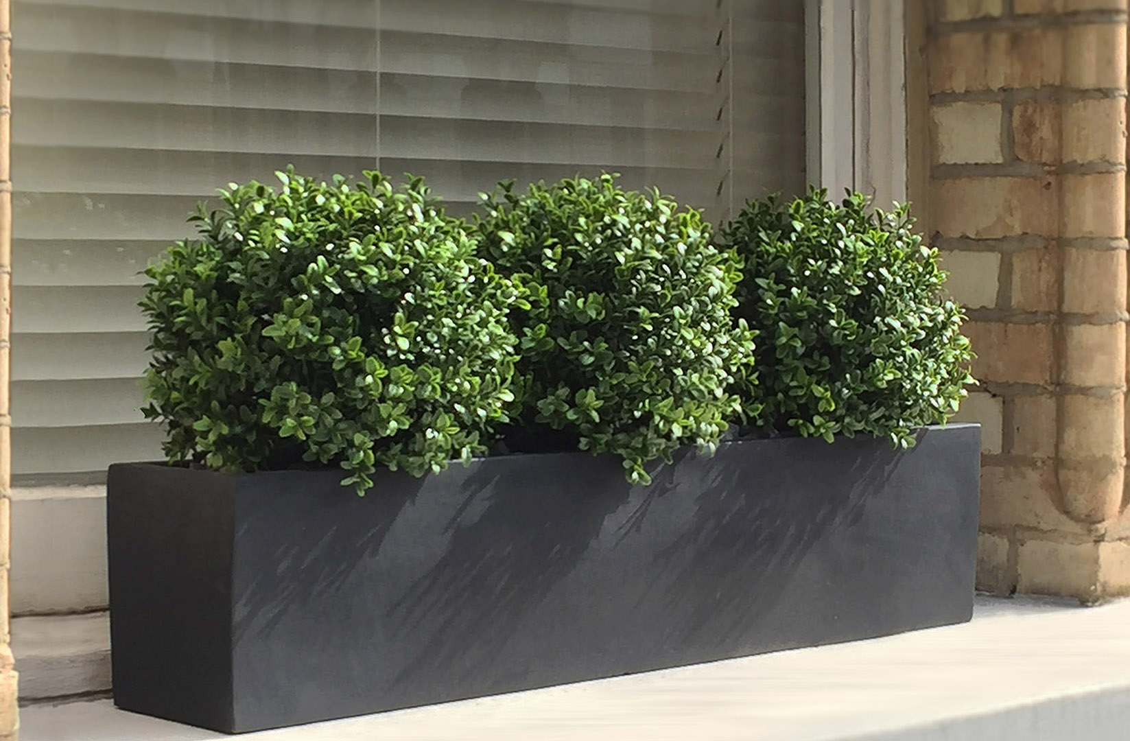 481 fake landscapes 90cm window box with three natural look UV buxus balls